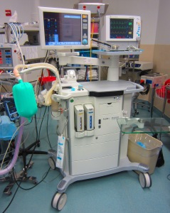 wózki anestezjologiczne